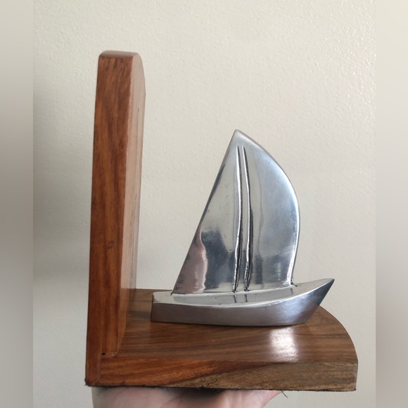 Vintage Set of MCM Wood & Silver Sailboat Bookends - Picture 5 of 12